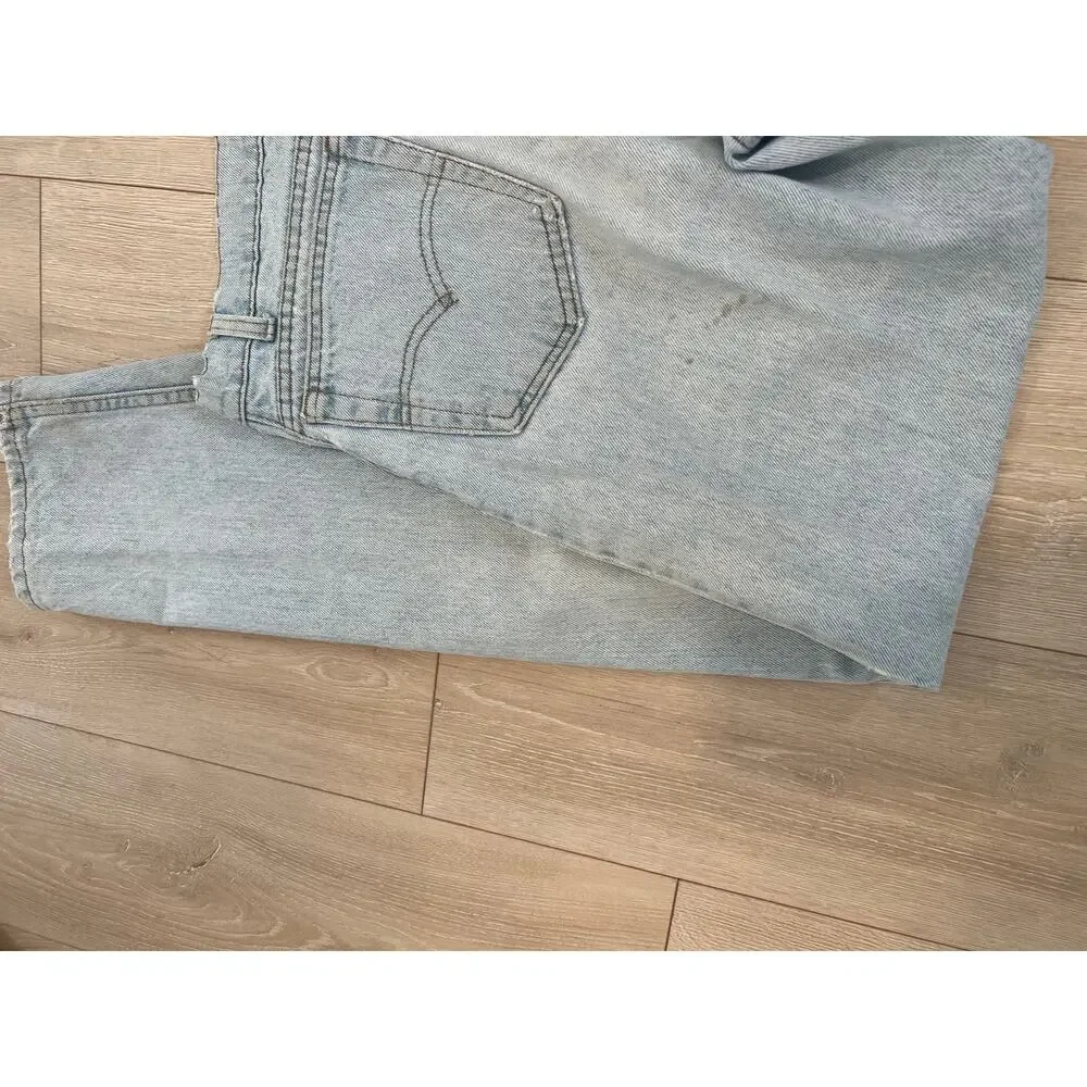Men's Vintage 1980s 585 Levi's Light Blue 100% Cotton Made in USA 32X34 JL